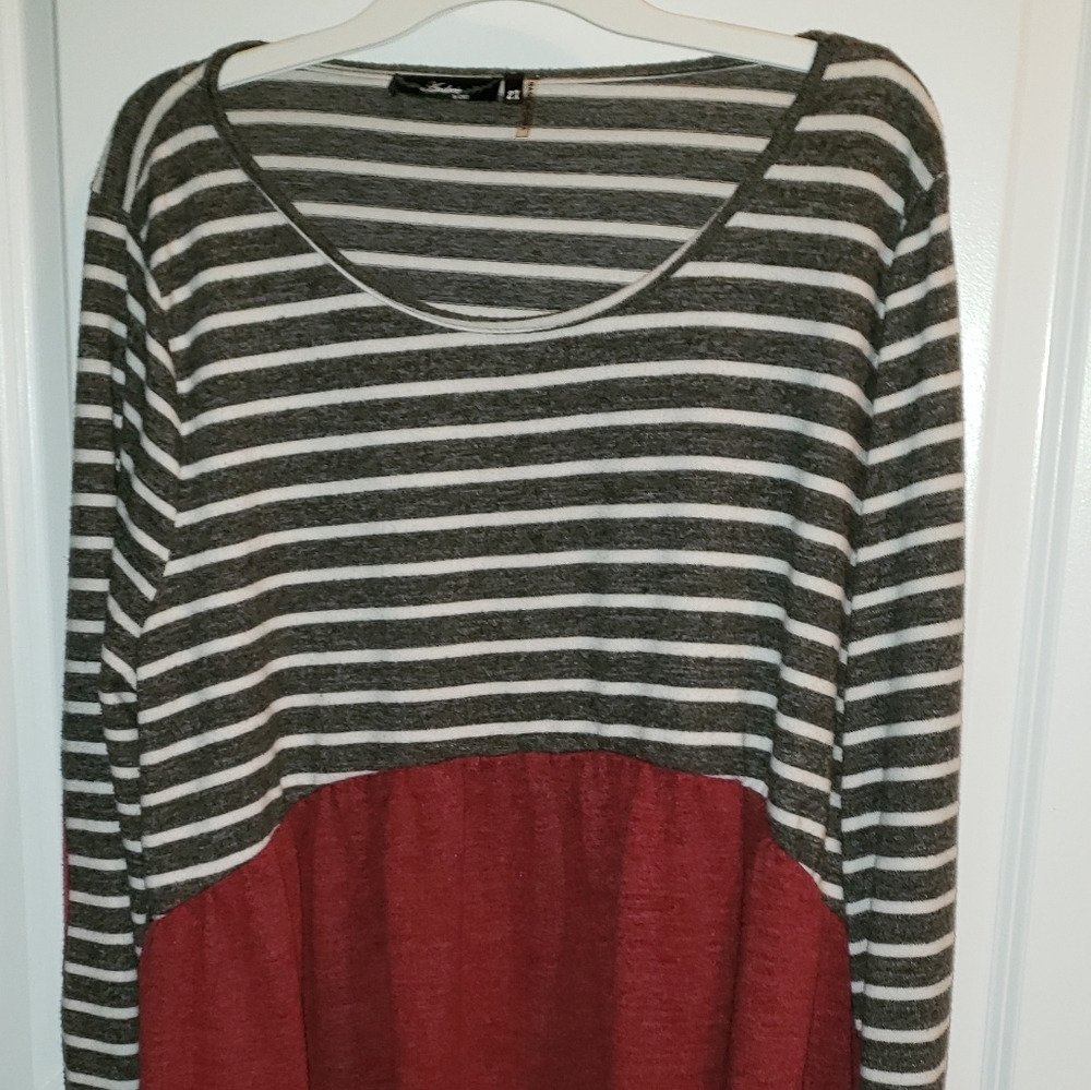 Women's sweater